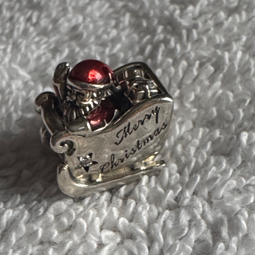 Pandora 792004CZ  Sterling‎ Silver Sleighing Santa Sled Charm